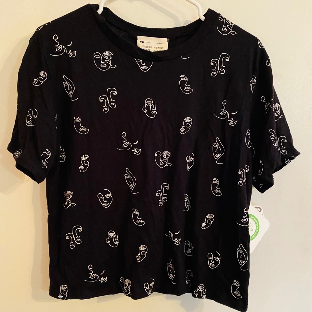 Abstract loose t-shirt